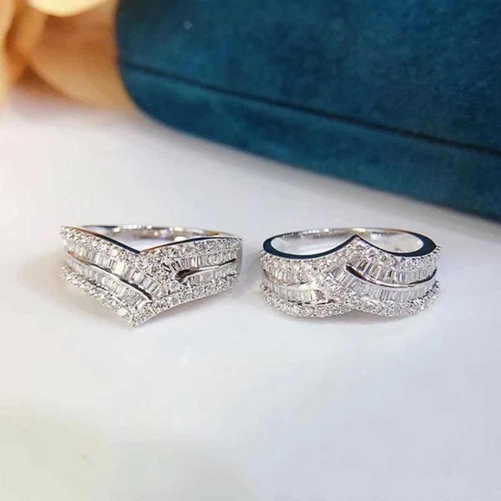 Sterling sliver diamond ring - Picture 4 of 5